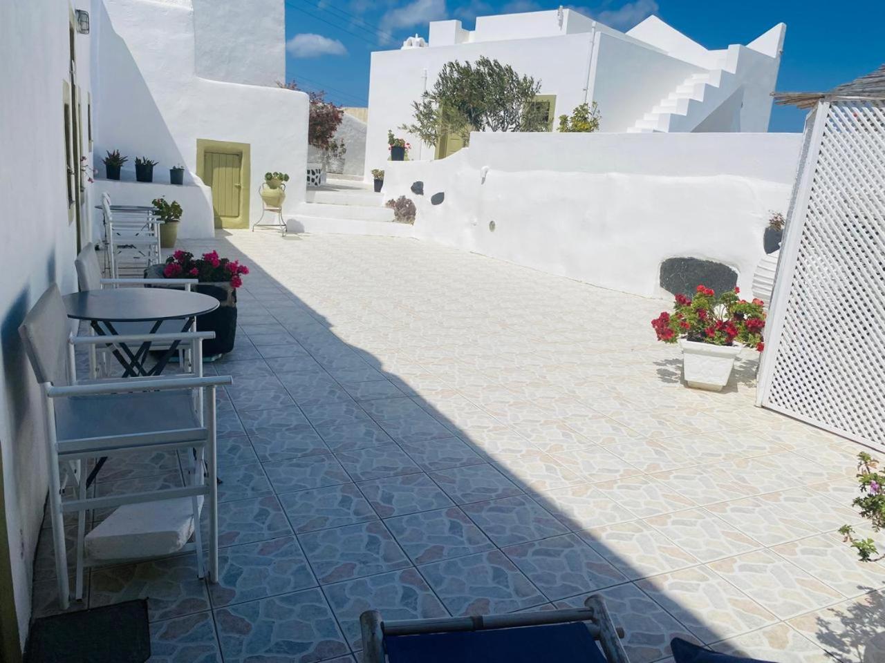 Palm Tree Hill Oia Exterior foto