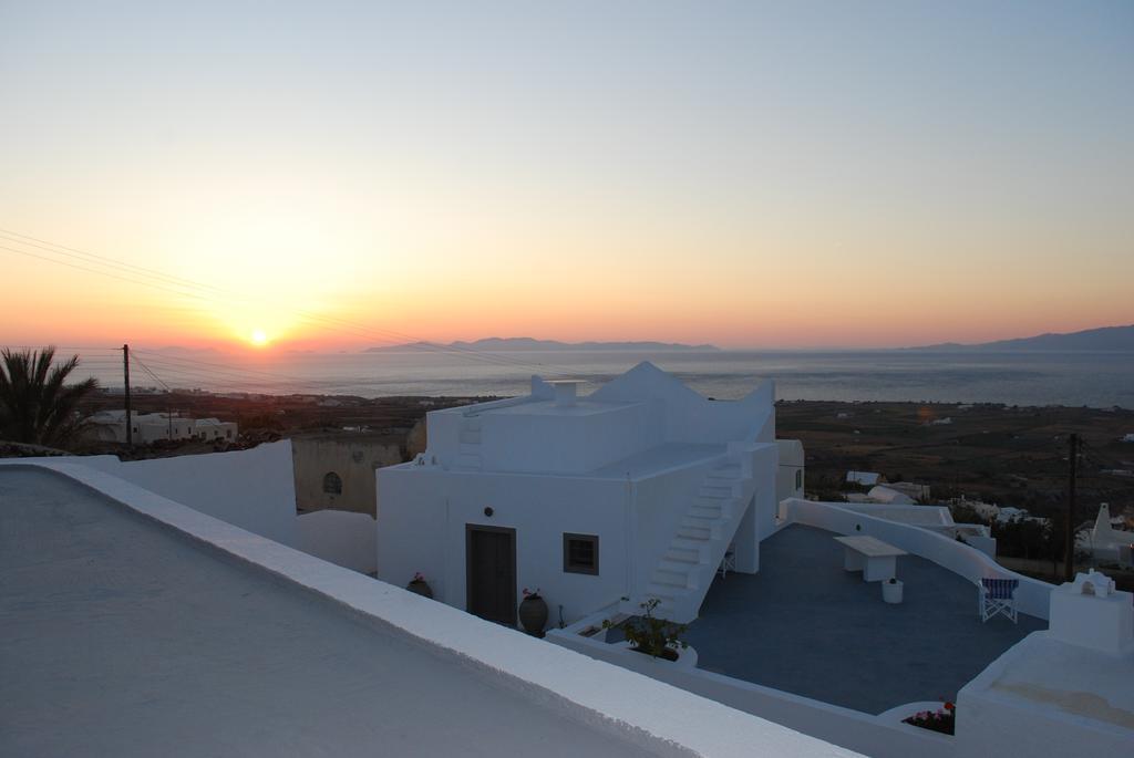 Palm Tree Hill Oia Exterior foto