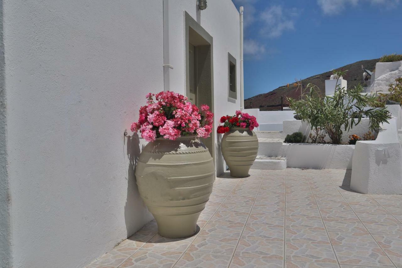 Palm Tree Hill Oia Exterior foto
