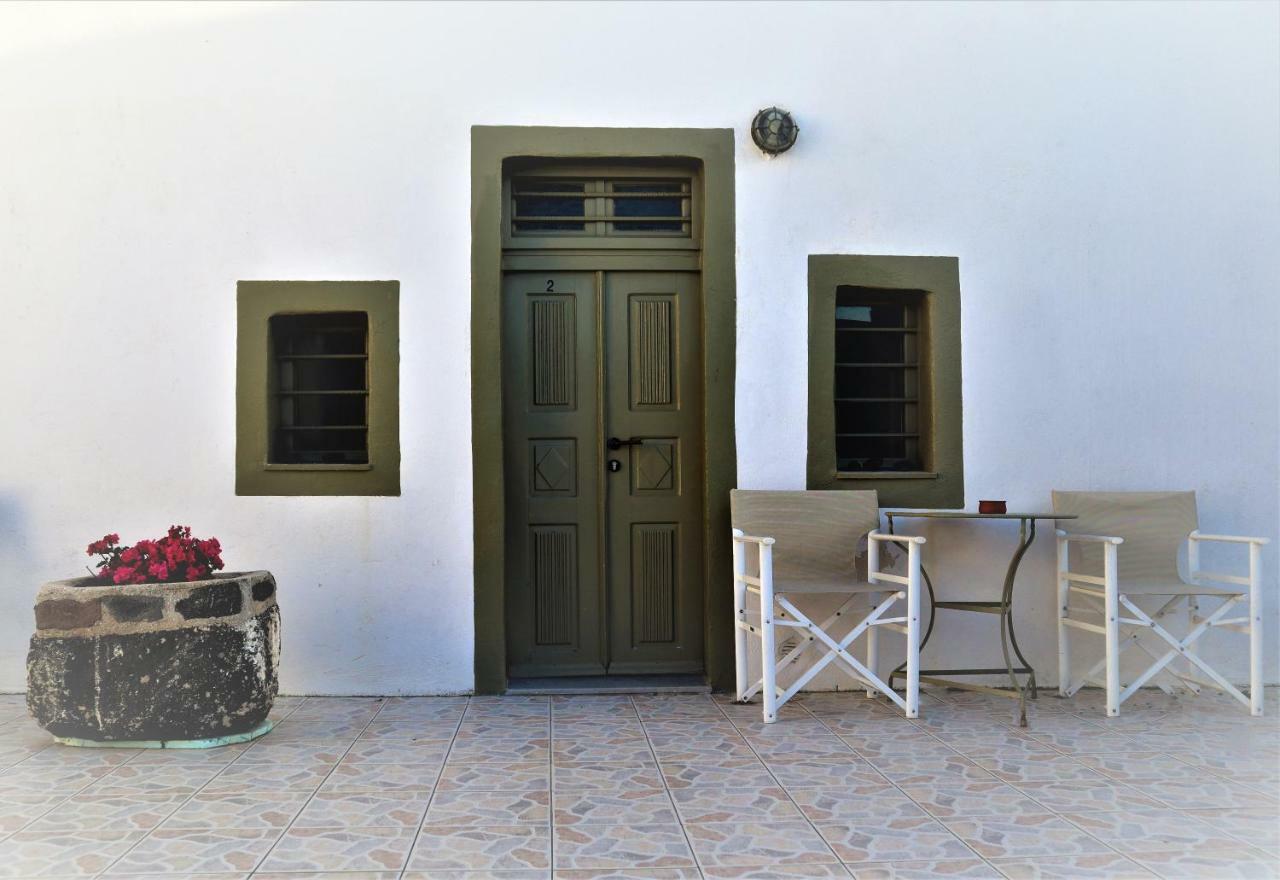 Palm Tree Hill Oia Exterior foto